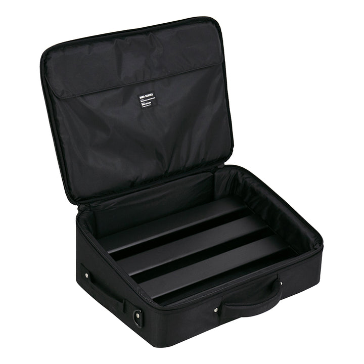 Mono Pedalboard Rail - Small with Stealth Club Case - Black